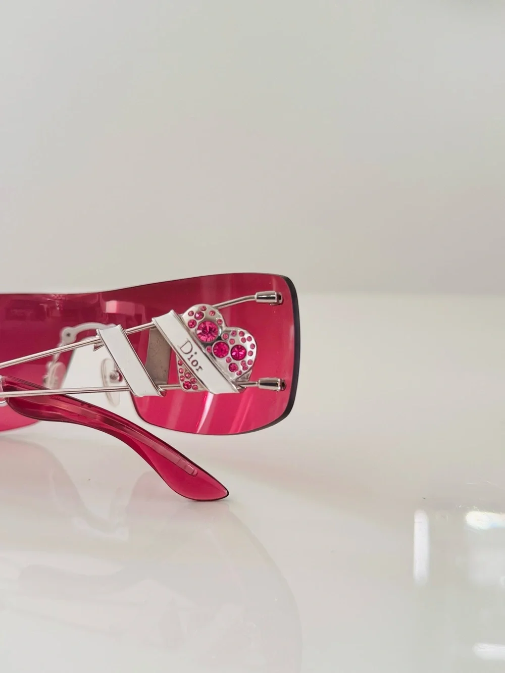 Extremely RARE 🍒 Vintage Dior heart core rimless Swarovski sunglasses